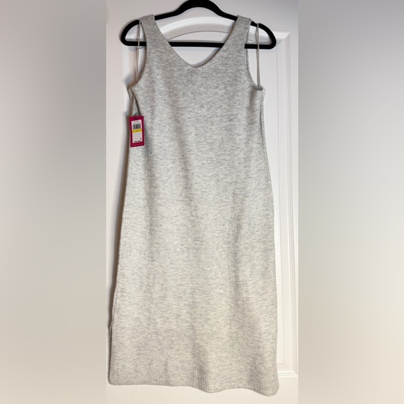 Vince Camuto Light Gray Sweater Midi Dress, Medium - Picture 3 of 4